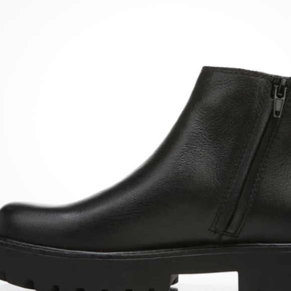 Zodiac Shiloh Black Leather Ankle Boots - Picture 3 of 7